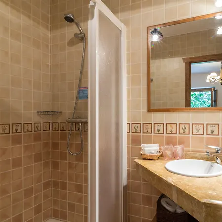 - La Pumarada De Limes I Country house Cangas De Narcea