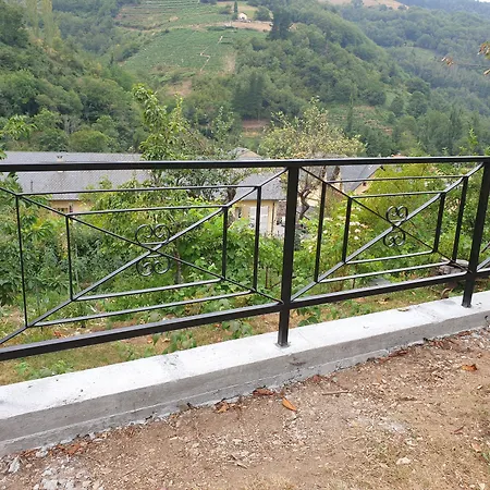 Εξοχικό σπίτι - La Pumarada De Limes I Cangas De Narcea