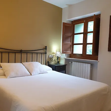 Landhaus - La Pumarada De Limes I *