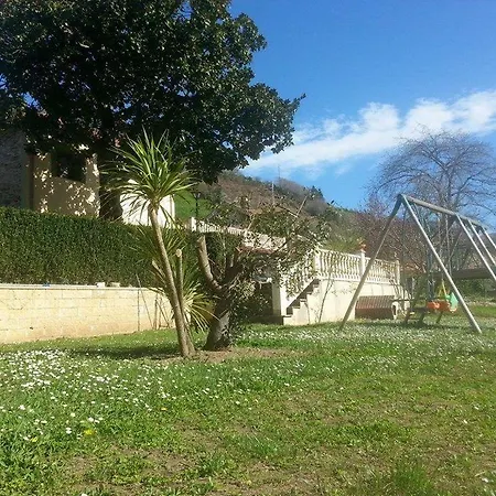 - La Pumarada De Limes I * Cangas De Narcea