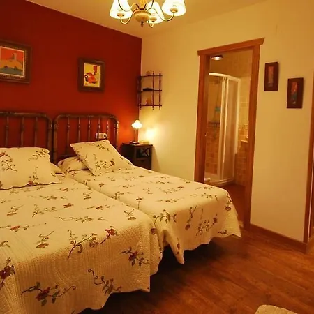 - La Pumarada De Limes I Landhaus *