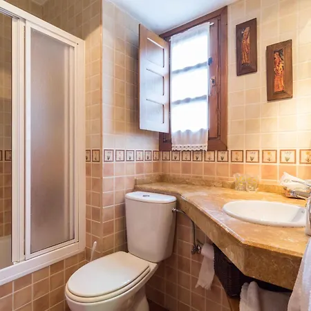 Landhaus - La Pumarada De Limes I *